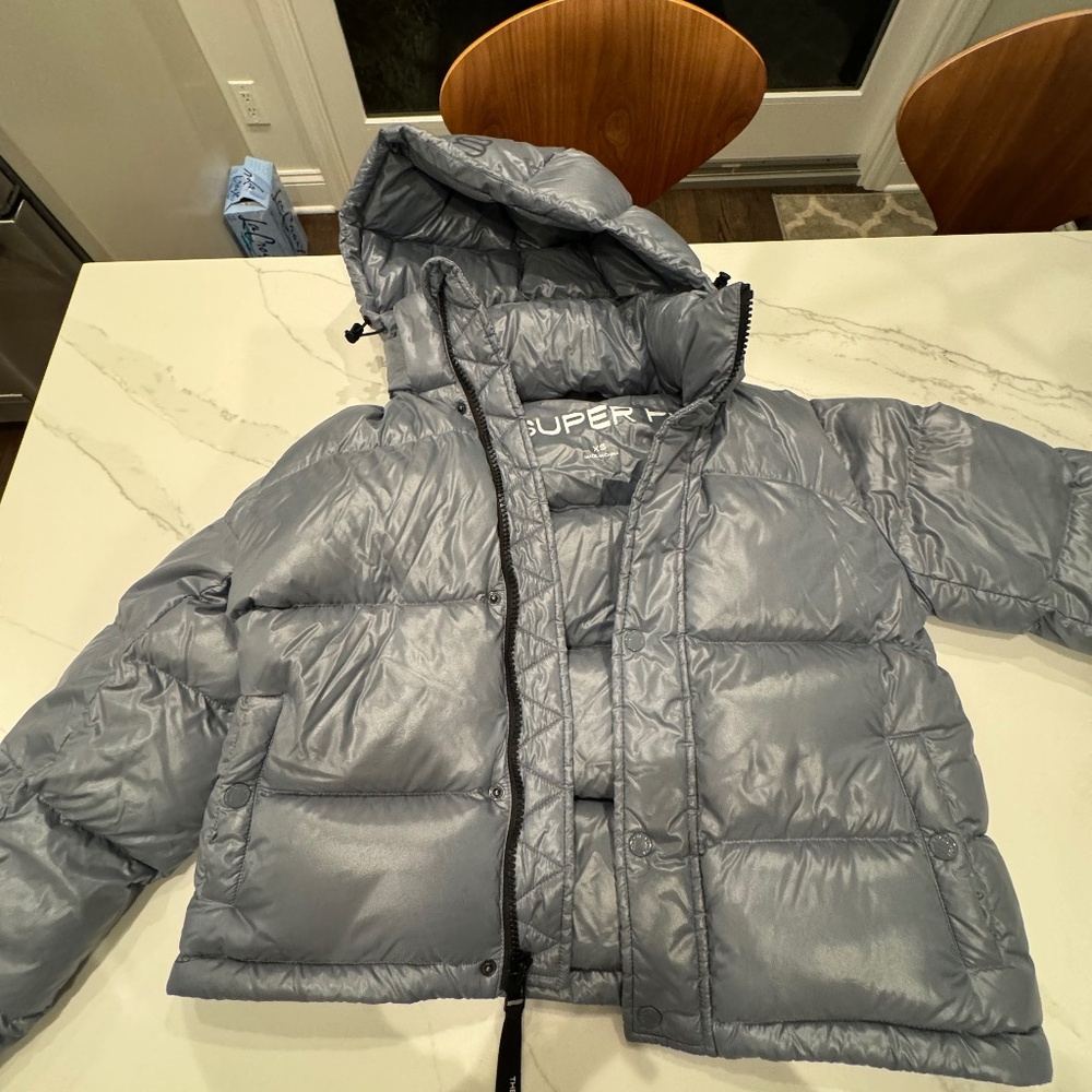 The Super Puff Women’s Puff Shorty Jacket